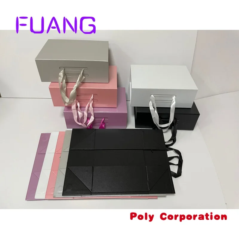 Custom  Custom Folding Gift Paper Packaging Box Magnetic with Ribbon Handle Gift Folding Boxpacking box for small business