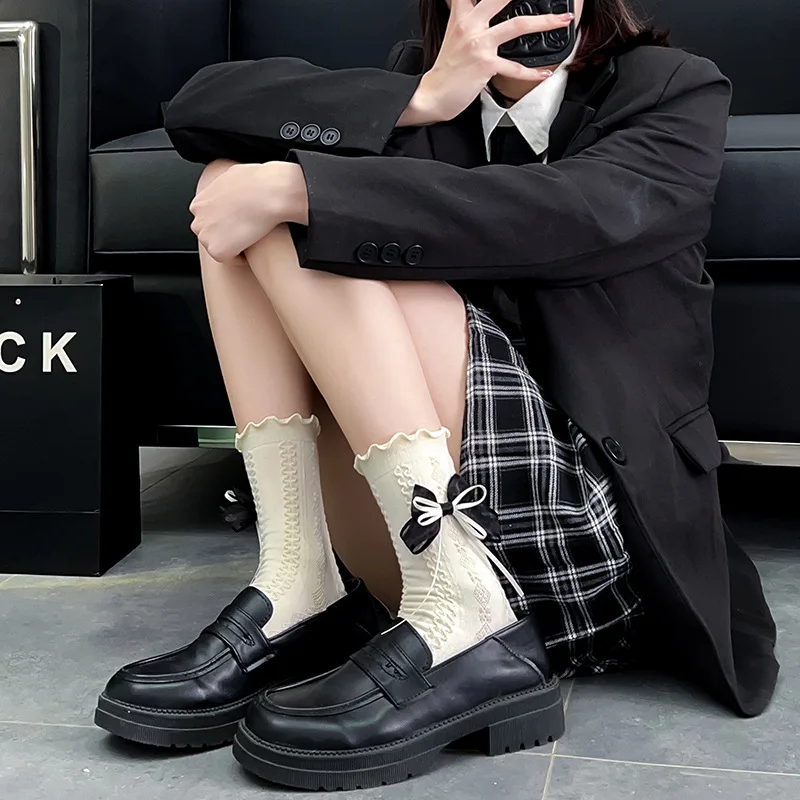 Lace day socks for women Lolita bow sweet cute socks for women black and white jk Academy Wind tube socks for women