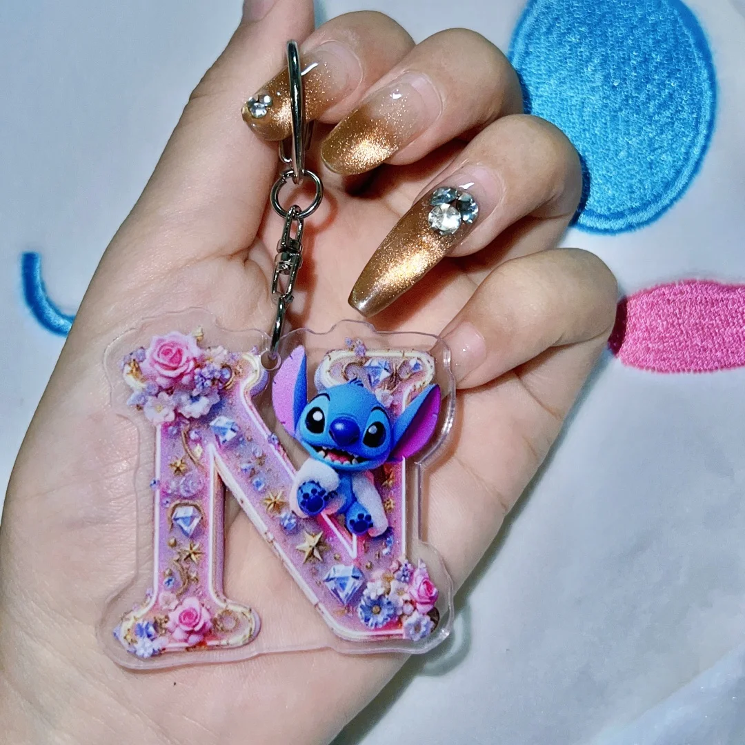 ديزني الاكريليك ليلو وستيتش 26 حرف المفاتيح الكرتون نمط غرزة قلادة العنصر الزخرفية بنين بنات لعبة جائزة هدية #1