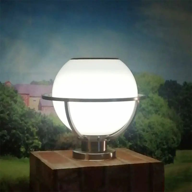 Windproof Stainless Steel Spherical Solar Pillar Light American Style Gate Post Outdoor Decorative Lighting for Courtyard