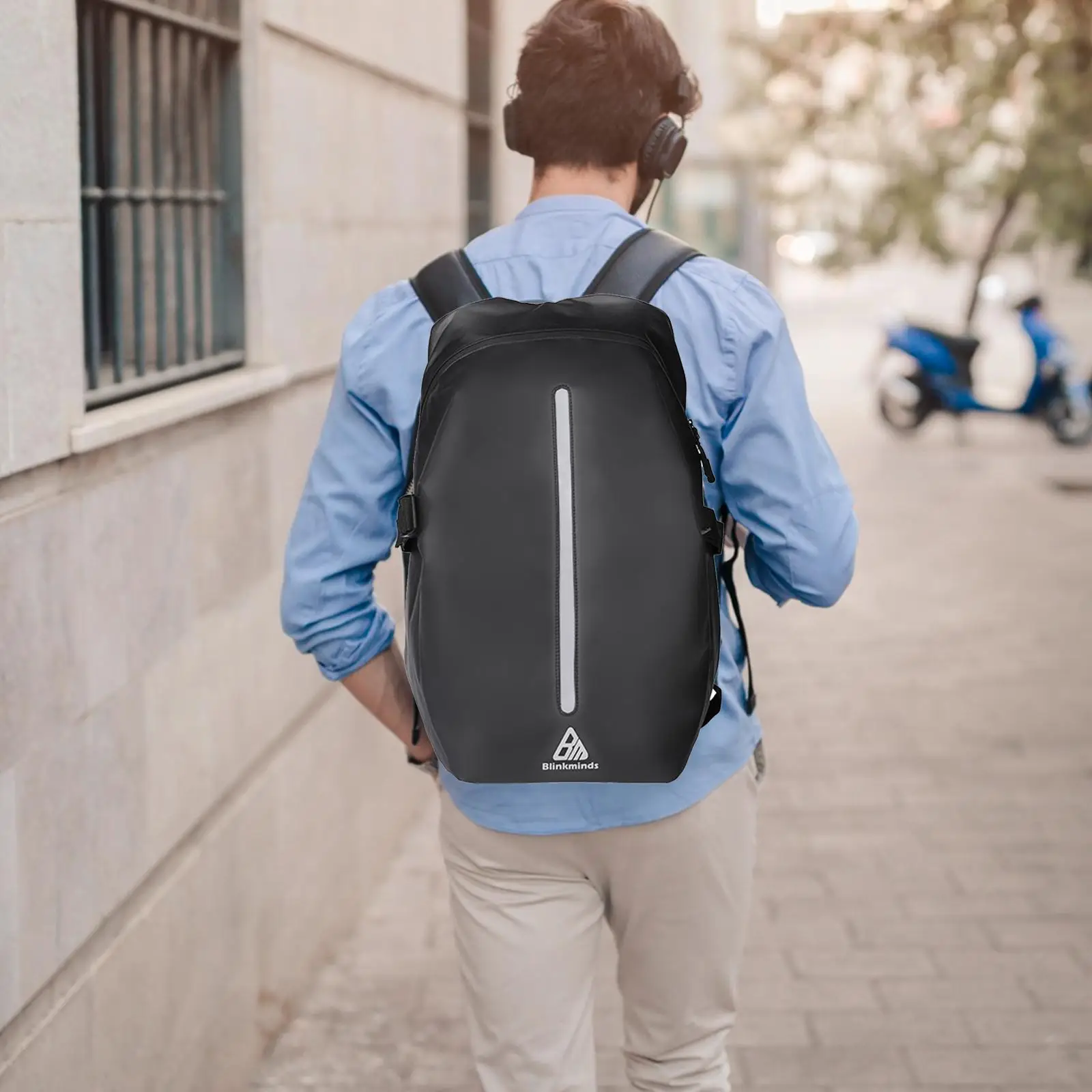 

Motorcycle Riding Backpack for Men for Climbing Mountaineering Hunting