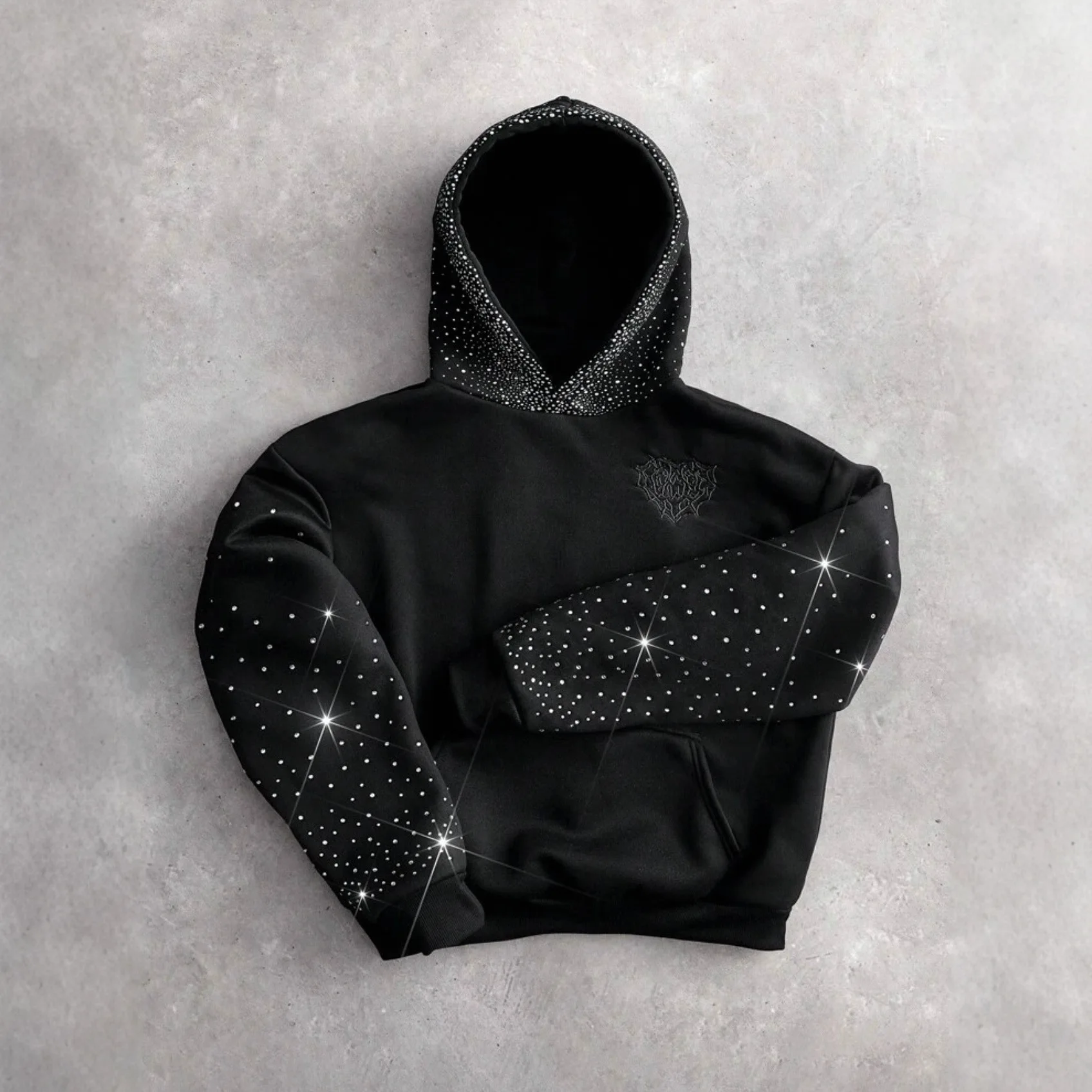 Pull tendance unisexe avec broderie d'amour, motif tridimensionnel et lettres imprimées en strass, style travaillé et tendance (ins)