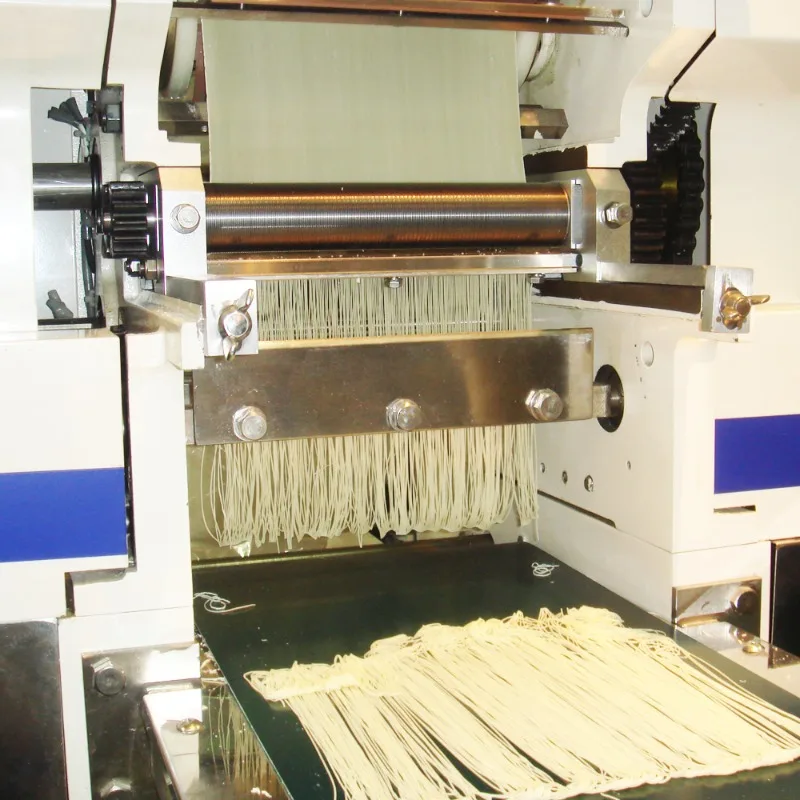 Handle Roller Fried Noodle Press and Cutter Machine