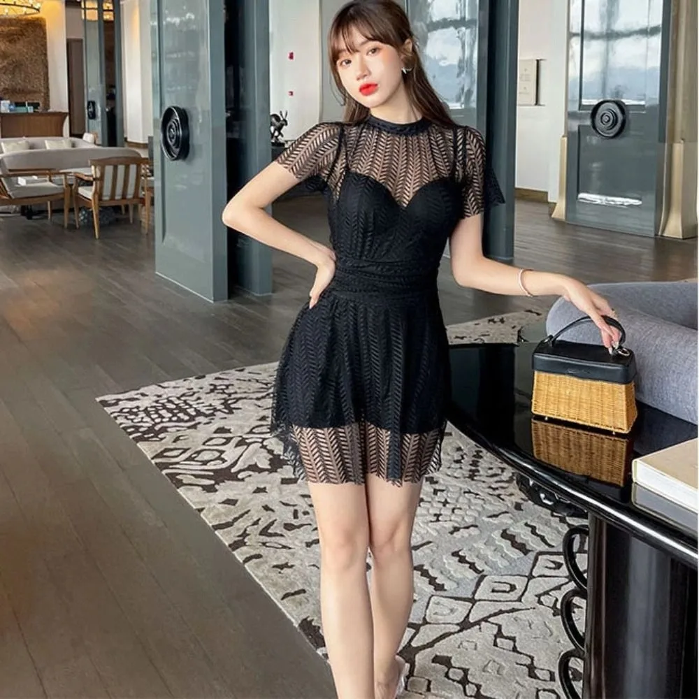 Mesh Hollow Lace Rock Badeanzug Transparenter rückenfreier Badebekleidungsanzug Kurzarm Beachwear Badebekleidung mit gepolsterten Damen