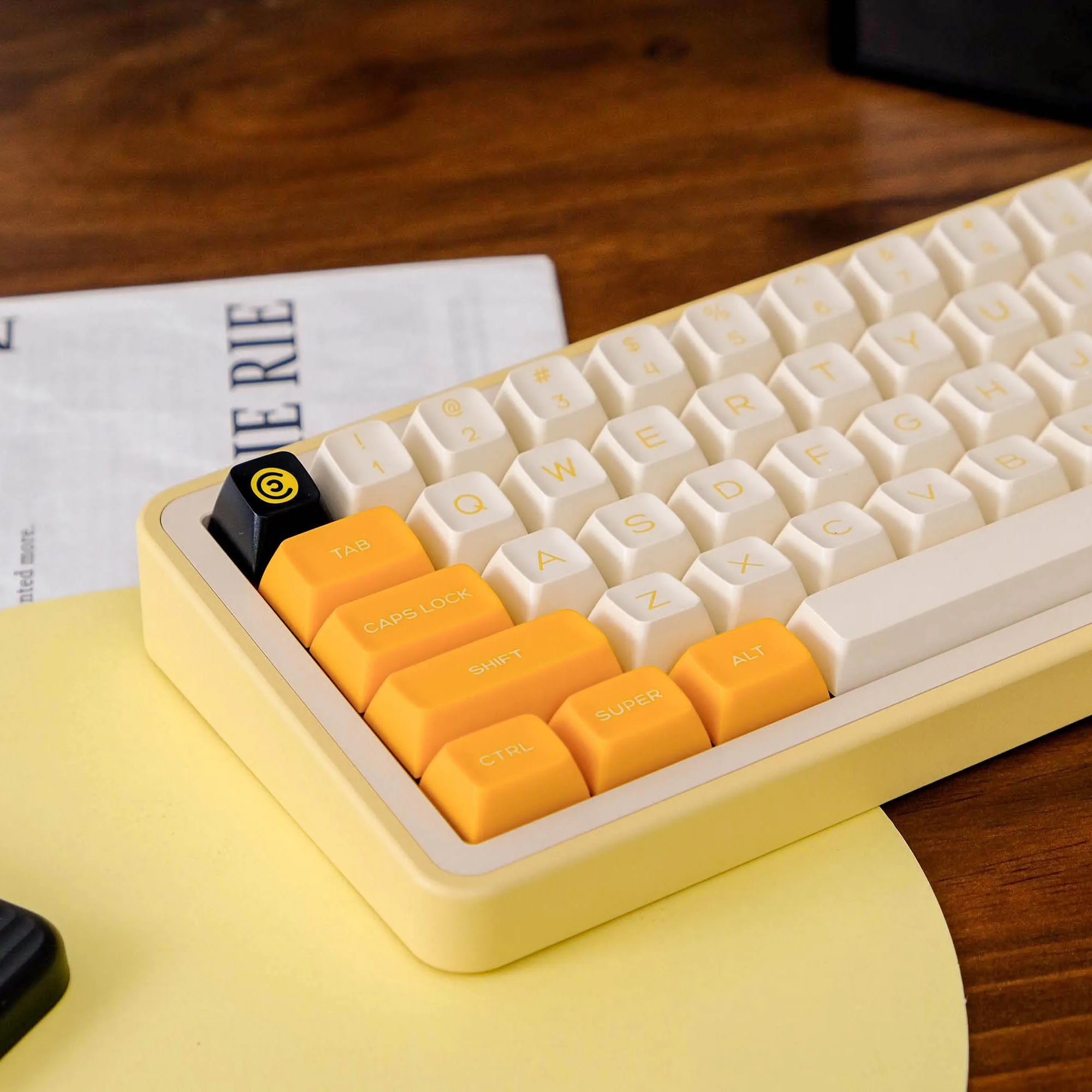 Imagem -05 - Banana Keycaps Temáticos Teclado Perfil SA Tiro Duplo Pbtkeyboard para Switches Gateron mx Gamer Mecânica 160 Chaves