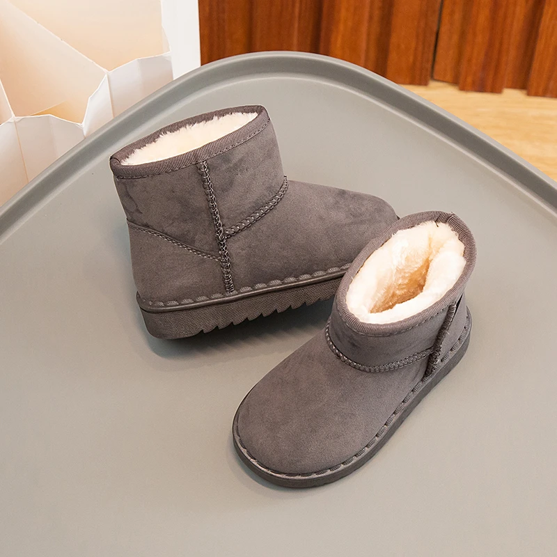Kinder Schneestiefel Prägnanter Stil Plüsch Chunky Winter Kinder Kurzstiefel Einfarbig Slip-on Unisex Klassische Jungen Mädchen Schuhe 23-36 – Detail 11