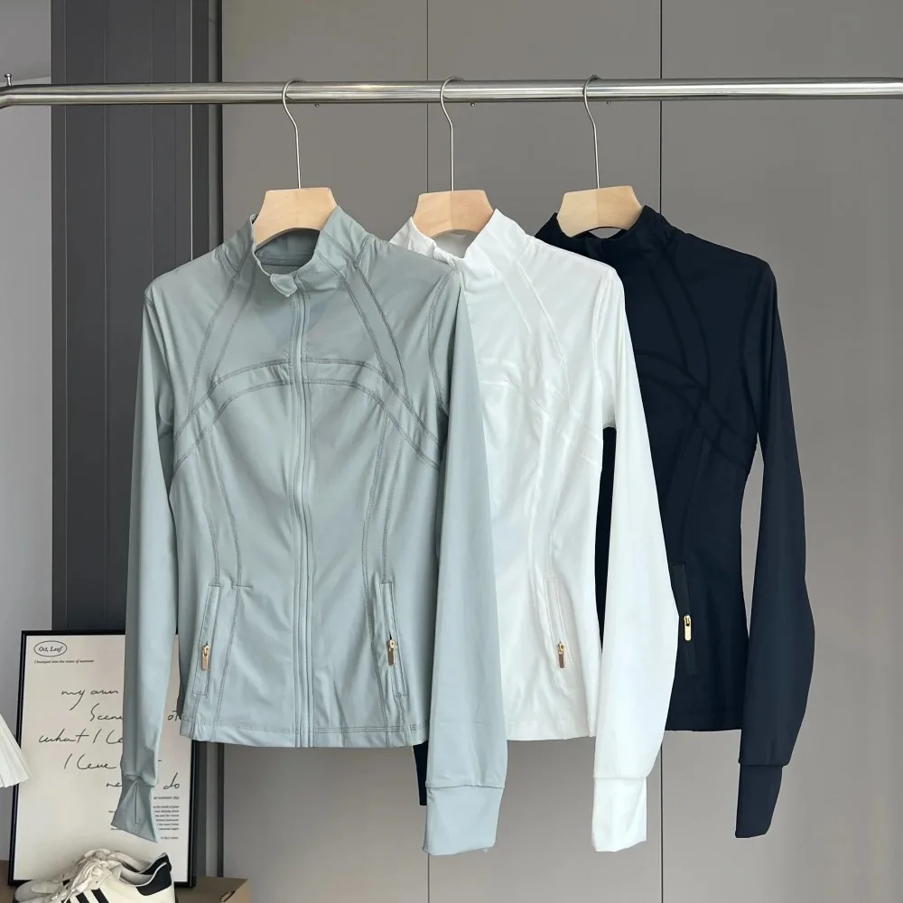 

2025 Women's Yoga Jacket Zipper Stand-up Collar Slim Fit with Pocket Outdoor Sports Long Sleeve Warm Windproof Fitness Clothing