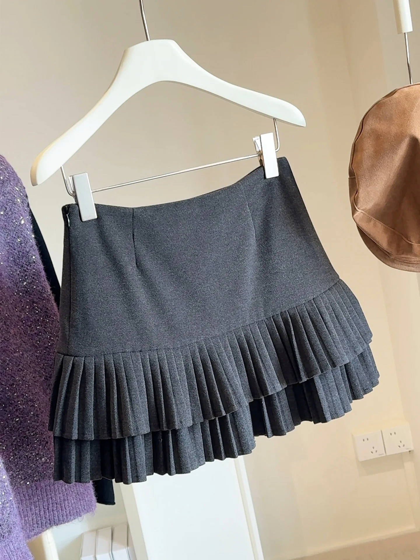 

Retro woolen double-layer pleated skirt for women in autumn and winter, new high waist slimming A-line short skirt mini skirt