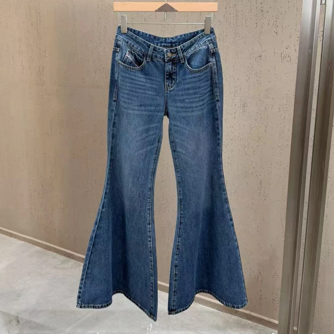 

Джинсы-клеш для женщин, весна-лето 2026, эластичные, с эффектом похудения, большие размеры