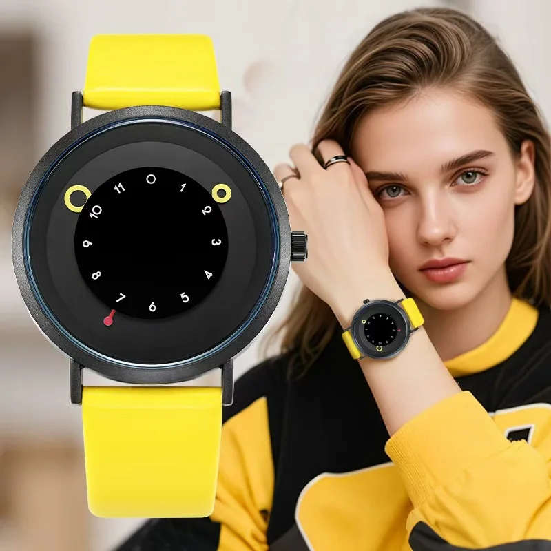 ساعات كوارتز زوجية فاخرة عالية الجودة، طراز جديد، قرص كبير بسيط، حزام جلدي، ساعات نسائية، ساعات زوجية فاخرة.