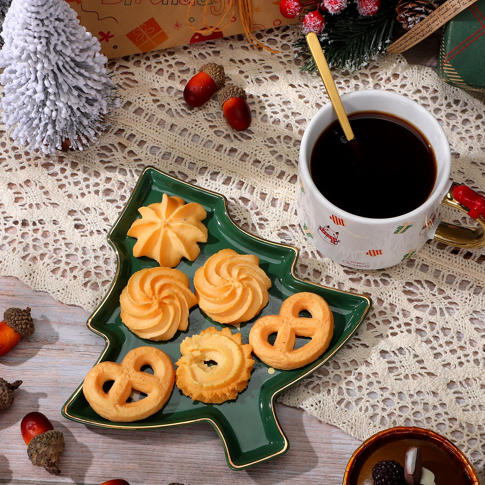 

1 комплект, рождественская кружка для воды, красная керамическая чашка с ручкой, праздничная тематическая посуда для напитков для дома, кафе, ресторана, идея подарка, декоративный чай