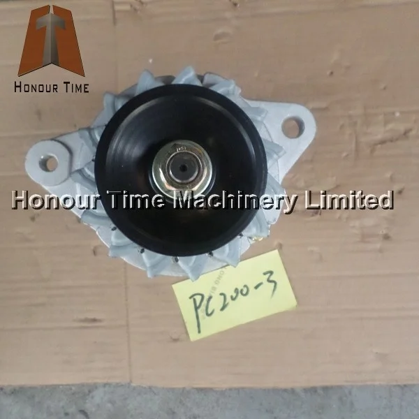 6008216130 600-821-6130 Alternatori per escavatore per generatori di parti elettriche PC200-2 PC200-3 6D105