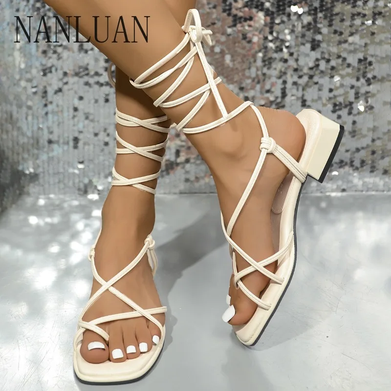 2024 Boutique Sexy Summer Women's Sandals New Solid Color Flat Non-Slip Women's Shoes High Quality Hot Selling Fashion Sandals