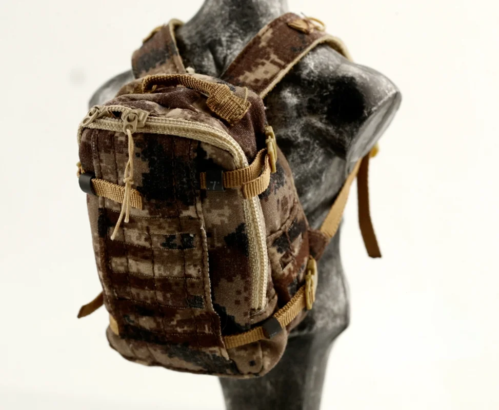 

1/6 Scale Soldier Knapsack A Model for 12'' Figure