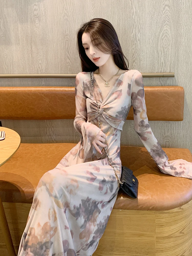 ドレス 長袖 レディースドレス 若い女の子 夏 モダール ハイロー 透かし彫り オールマッチ スリーブカットアウト パネル付き フィット ショート スパイシー