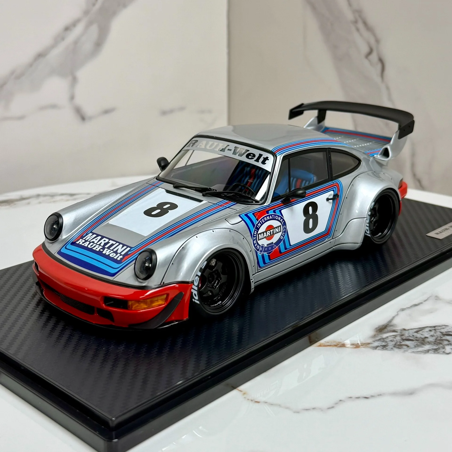 IG 1:18 RWB 964 Martini #8 JDM Simulation Limited Edition Resin Metal Static Car Model Toy Gift
