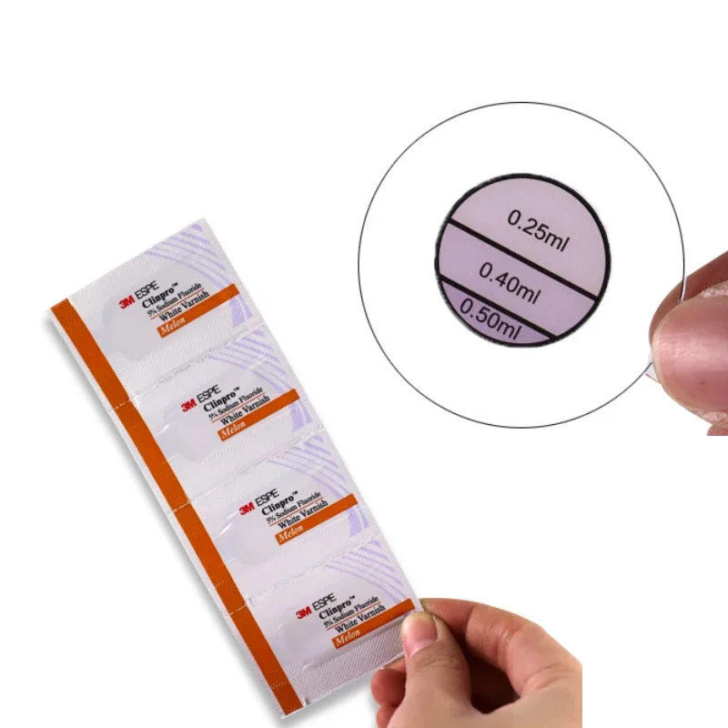 

Стоматологическое полое фторидное покрытие для детских зубов 3M ESPE Clinpro, белый лак, 5% защитная краска, фтор, защита от карриеса, десенсибилизация