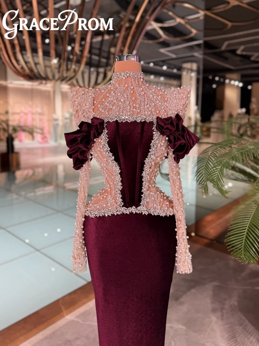 

Exquisite Pearl Evening Dress Classic Long Sleeved Evening Gown Charming 3D Flower Beaded Floor Length Party Gown Customized