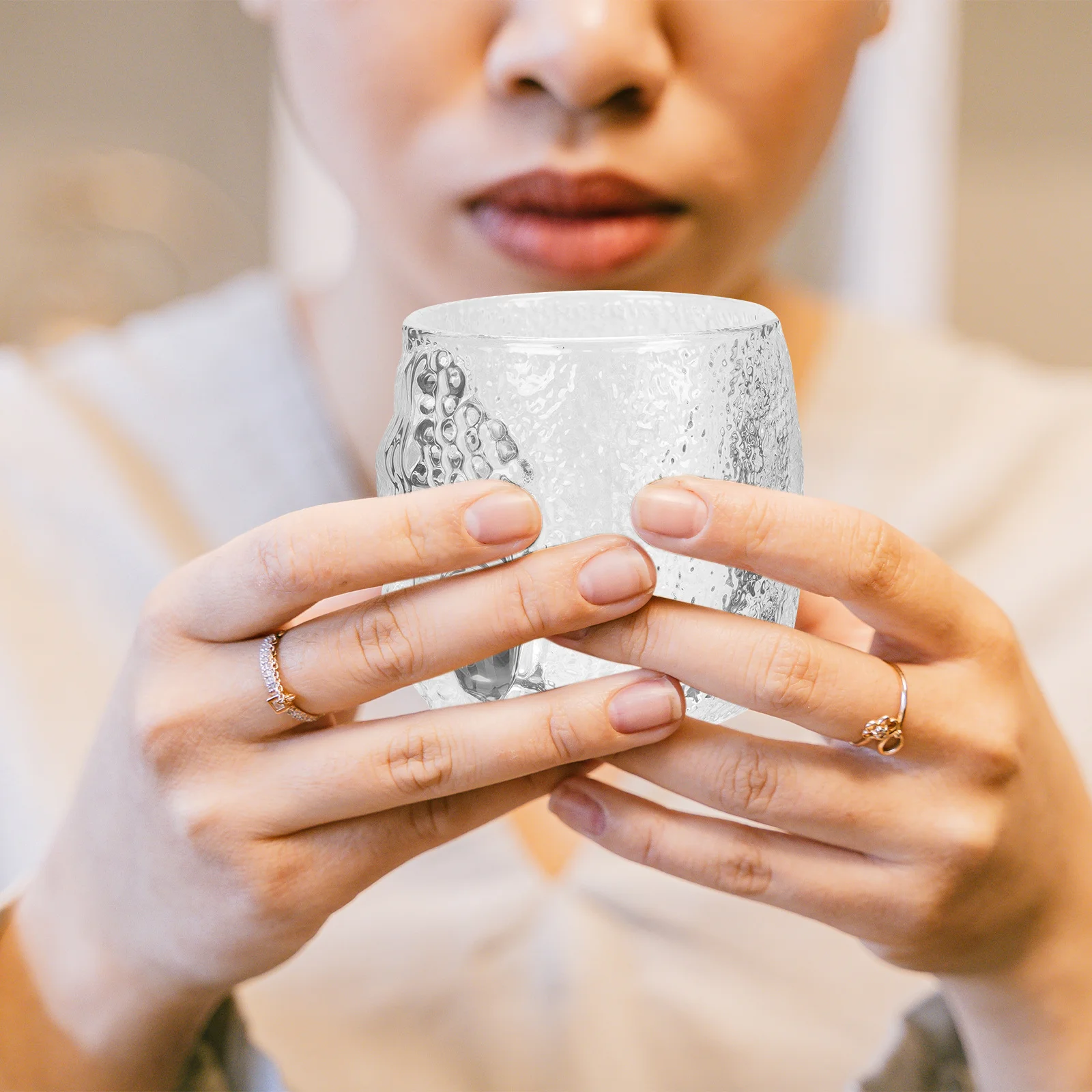 

Crystal Glass Tea Cup Exquisite Pattern High Temperature Firing Suitable for Tea Juice Wine Cocktail Glass Cup