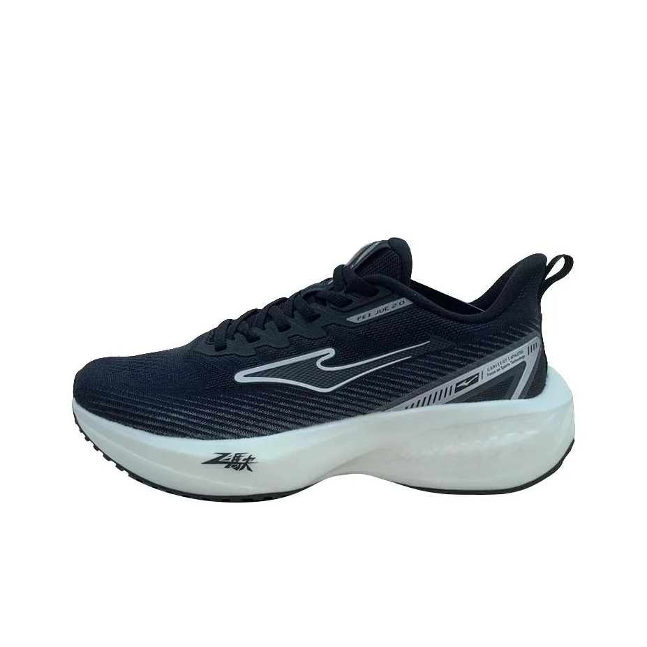 Erke Comfortable Round Toe Slip Resistant Abrasion Resistant Low top Running Shoes Men's Black 11124103009-003