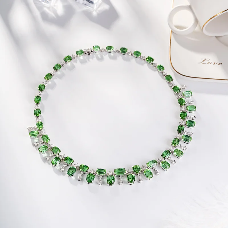 2023 New 925 Sterling Silver Square CZ Green Tourmaline Necklace Women Personality Fashion Luxury Wedding Jewelry Birthday Gift