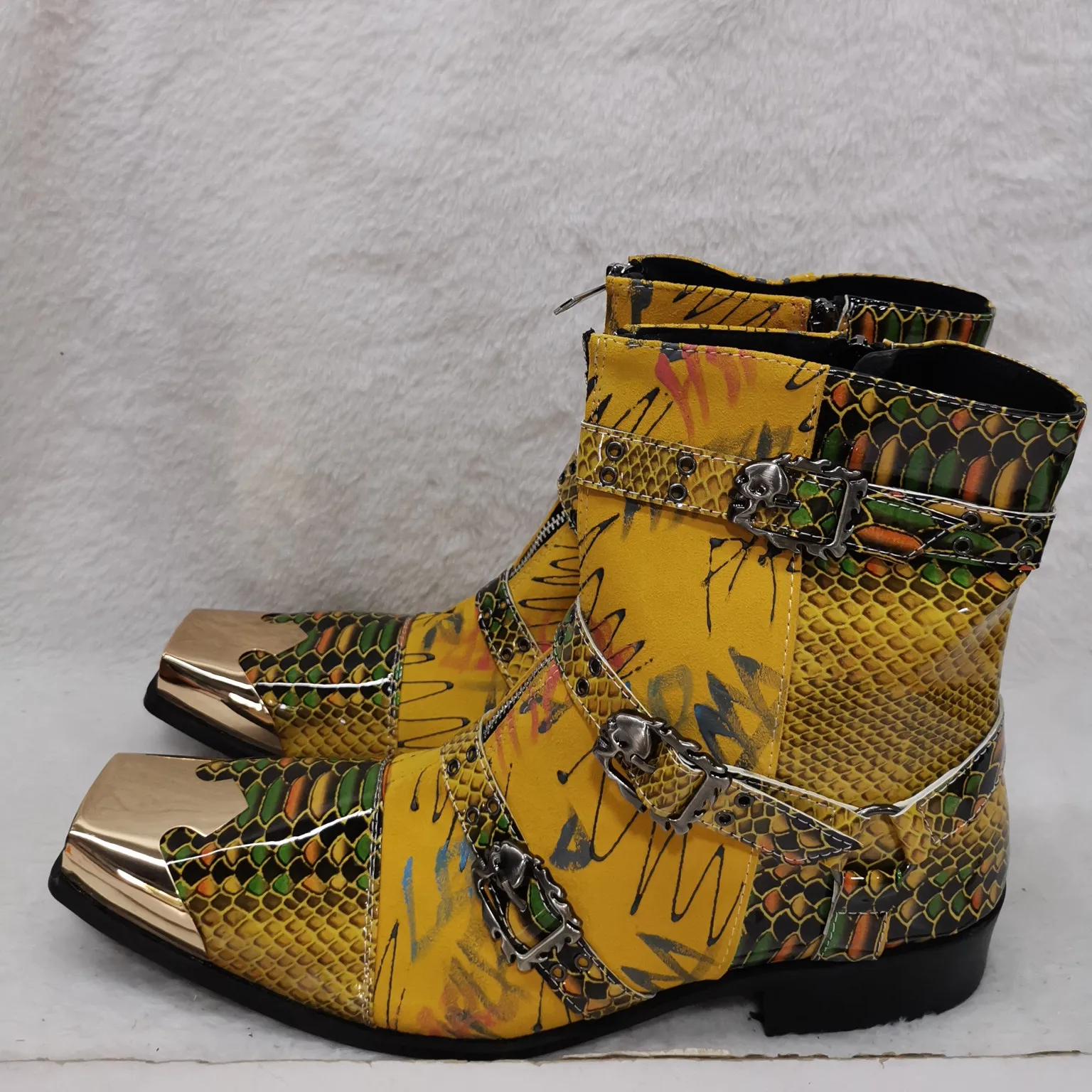 

Fashion Graffiti Prints Belt Buckle Mid-Calf Boots Male Nightclub Dress Motorcycle Boots Metal Square Toe Leather Boots for Men