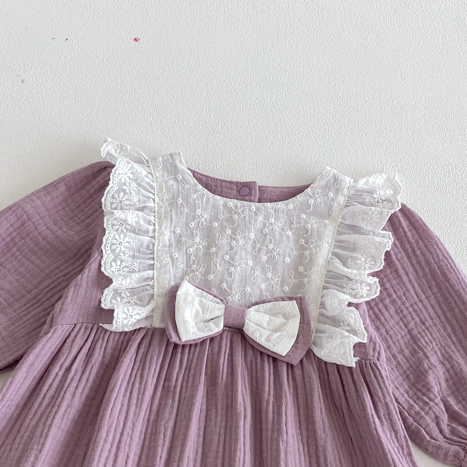 ملابس بناتي لطيفة لعام 2026 ملابس زاحفة طويلة للرضع والأطفال الصغار بذلة دافئة لحديثي الولادة ملابس رومبير