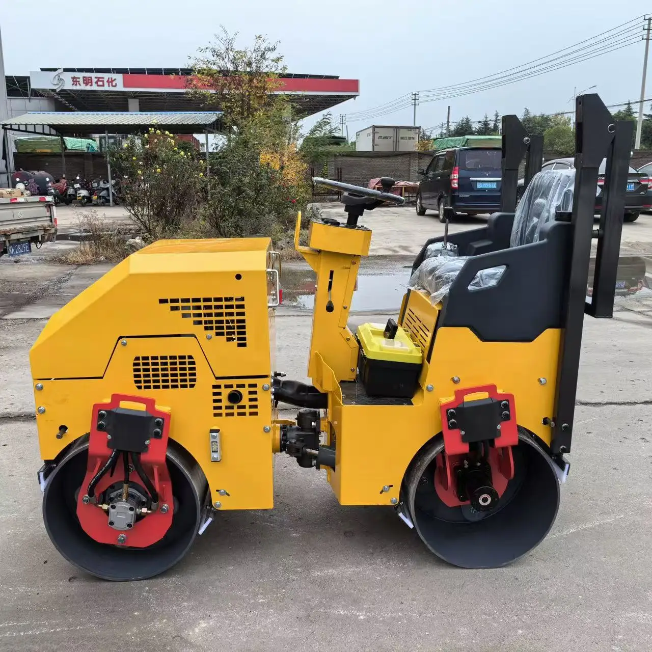 Affordable New 3 Ton Road Roller With Sunshade Vibratory Compactor Deals Mini Small Road Roller Ride on Road Compactor
