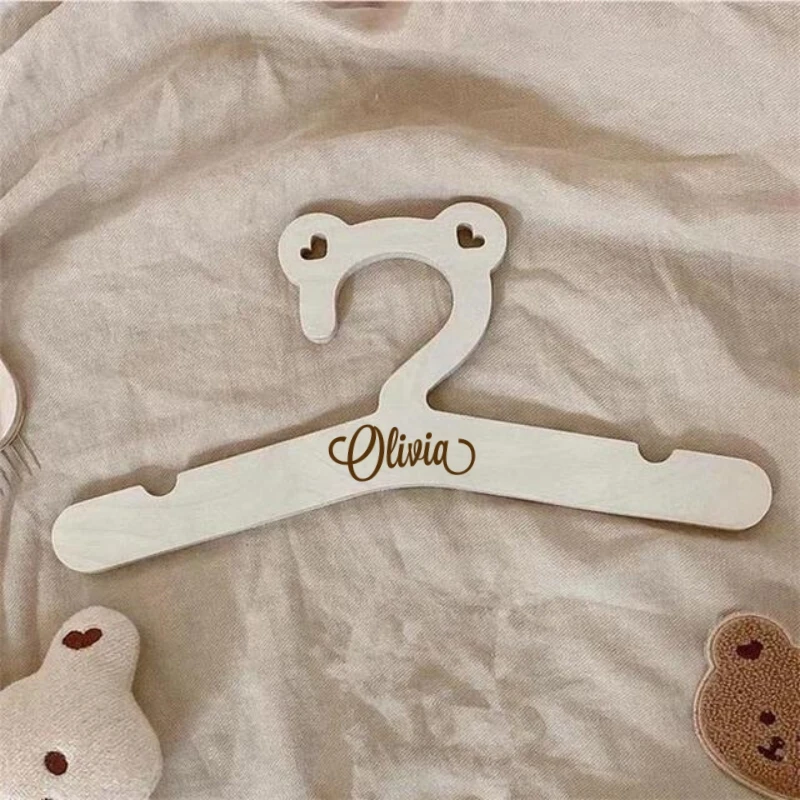 Custom Name Wooden Clothes Hanger Kids Baby Hanger Rack Room Nursery Decor for Kids Present Children Organizer Clothing Hanger