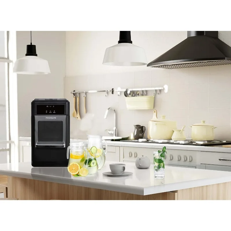 Frigidaire EFIC237 조리대, 바삭 바삭한 씹을 수 있는 너깃 아이스 메이커, 하루 44lbs, 자동 셀프 클리닝, 블랙 스테인레스