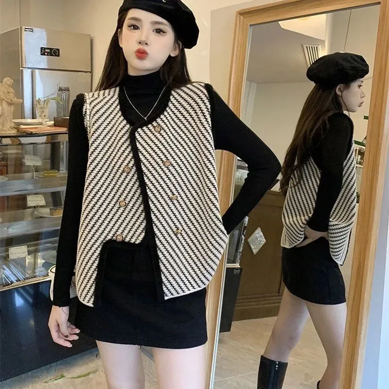 

Spring Autumn Women Leisure Stripe Vest Overwear Korean Feminine Loose Irregular Waistcoat Jacket Ladies Fashion Sleeveless Coat