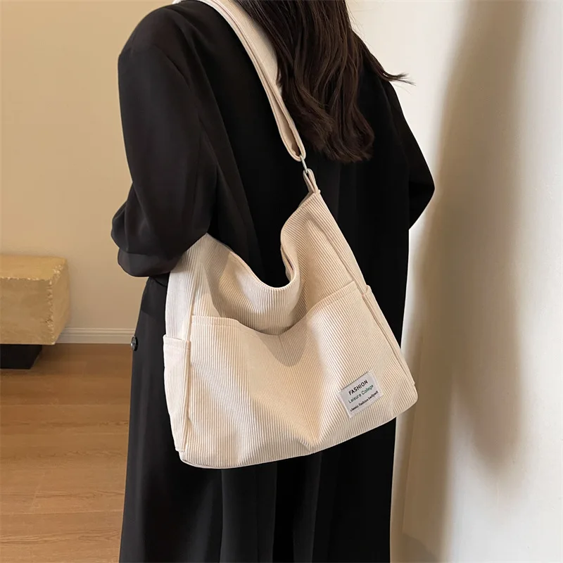 Bolsas de ombro de veludo feminino, bolso múltiplo, grande capacidade, bolsas de design, bolsa de lazer, compradora estilo universitário, moda, 2023