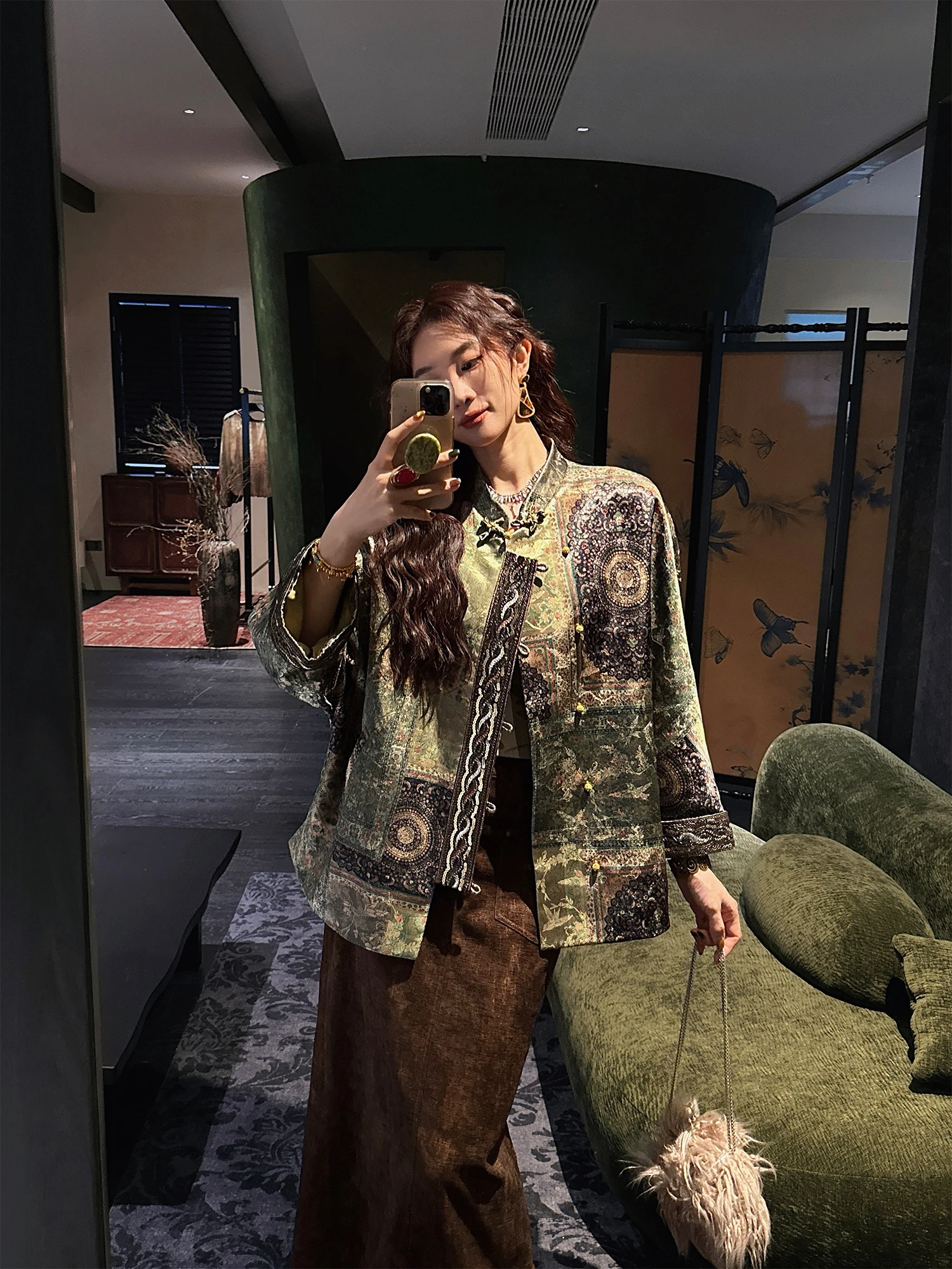 

Женское атласное пальто Sanji Bla Flower Lanzhou New Chinese Sle из хлопка, зимнее, утепленное, с длинными рукавами, стандартный крой