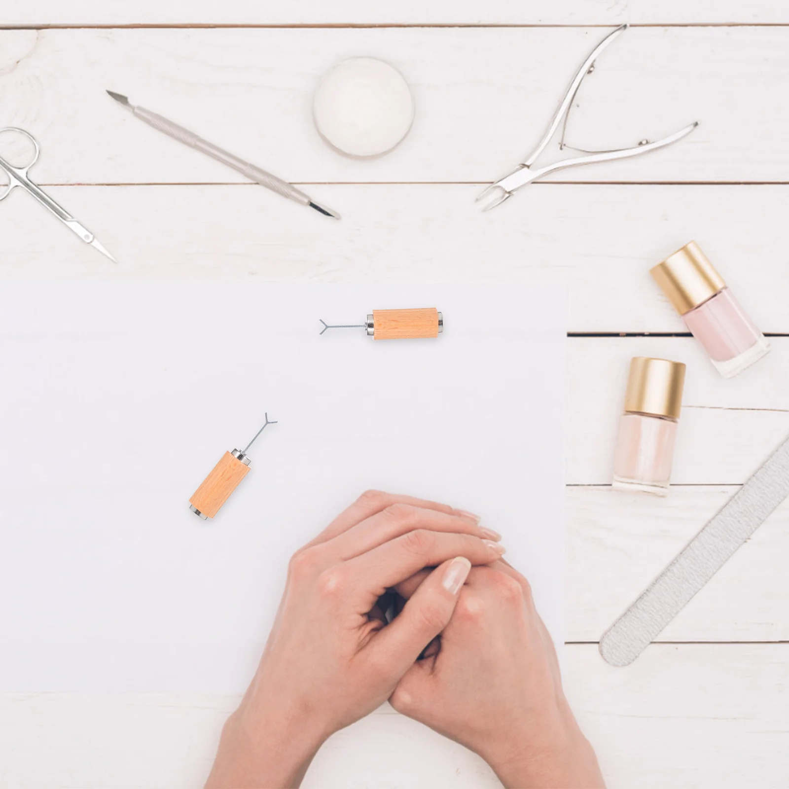 

1 Set Dual Head Y Shaped Wire For Cat Eye Gel Polish Design Heart Flower Hole Diy Manicure Tools Nail Art Wand Gel Tool