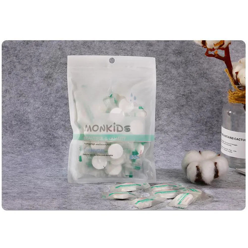 30 Stück Komprimierte Bonbon-Gesichtsmaske aus Vliesstoff Einweg-Hautpflegewerkzeug Saugfähige Feuchtigkeitsspendende Gesichtsmaske für Frauen