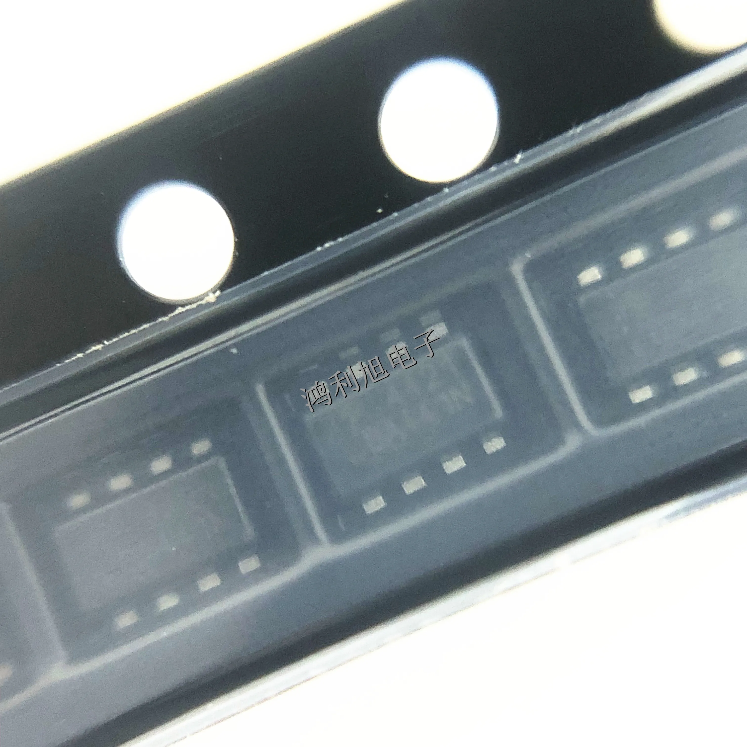10PCS/Lot AON4421 MARKING: 4421 Transistor: P-MOSFET, unipolar, -30V, -6A, 1.6W, DFN8