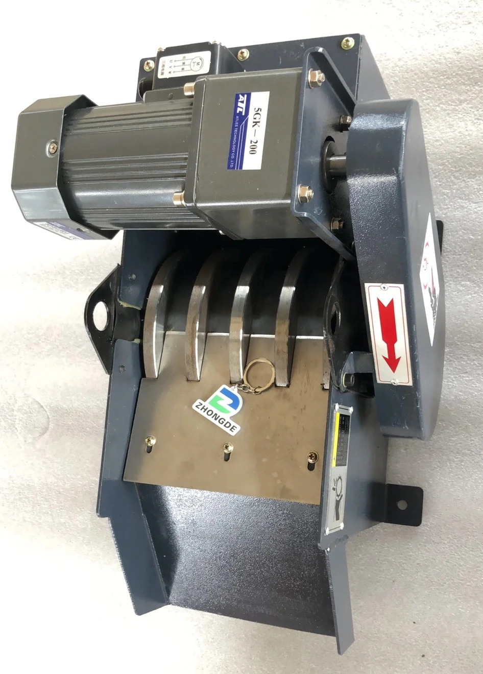 

Hot Sale Factory Direct Sale Magnetic Roller Grinder Comb Type Magnetic Separator