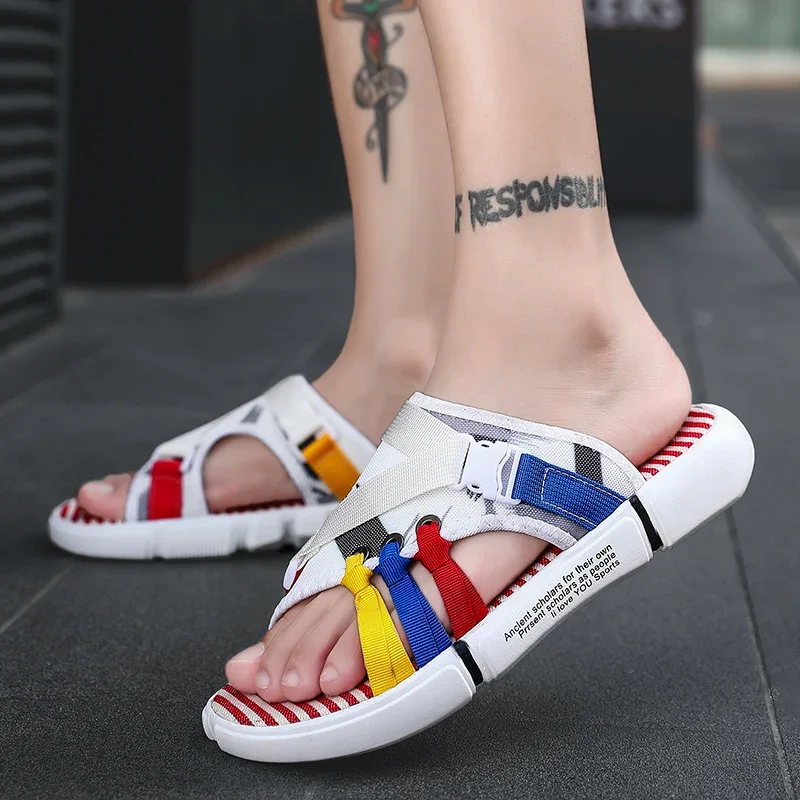 Kleurrijke Slippers Voor Heren Zomer Mode Outdoor Zachte Strand Mannelijke Schoenen Casual Indoor Home Antislip Sandalen Luxe Slides