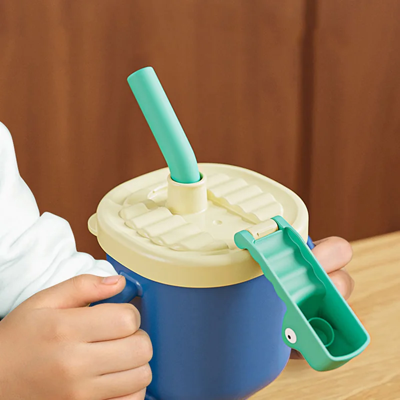 Baby Feeding Cups with Straws Detachable Anti Spill Cup 260ml Double Hndle Water Bottle with Scale Kids Learning Feeding Bottle