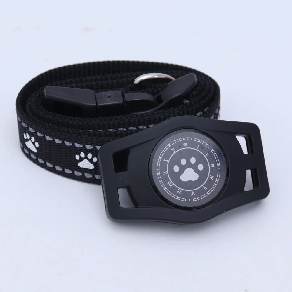 2023 new style D40 pet tracker with night lighting search function