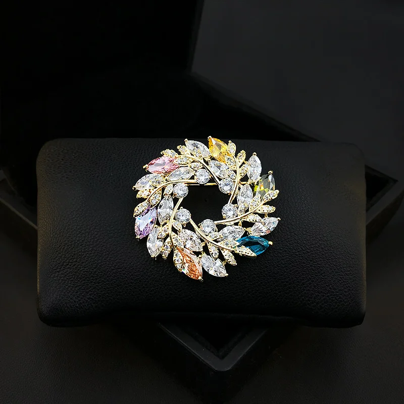 

Colorful Flower Crystal Brooch for Women Suit Fashion Round Decoration Cardigan Pin Clothing Accessories Jewelry Gifts 3939