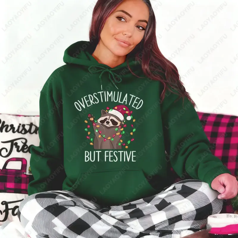 Übergtimuliertes, aber festliches Waschbär-Weihnachts-Sweatshirt, lustiger Waschbär-Weihnachtssweat, Waschbär-Weihnachts-Hoodie, Meme-Pullover mit Rundhalsausschnitt