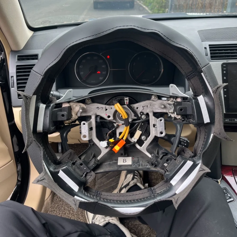 Car Interior Hand-stitched Perforated Non-slip Artificial Leather Steering Wheel Cover For Land Rover Discovery 3 2004-2009