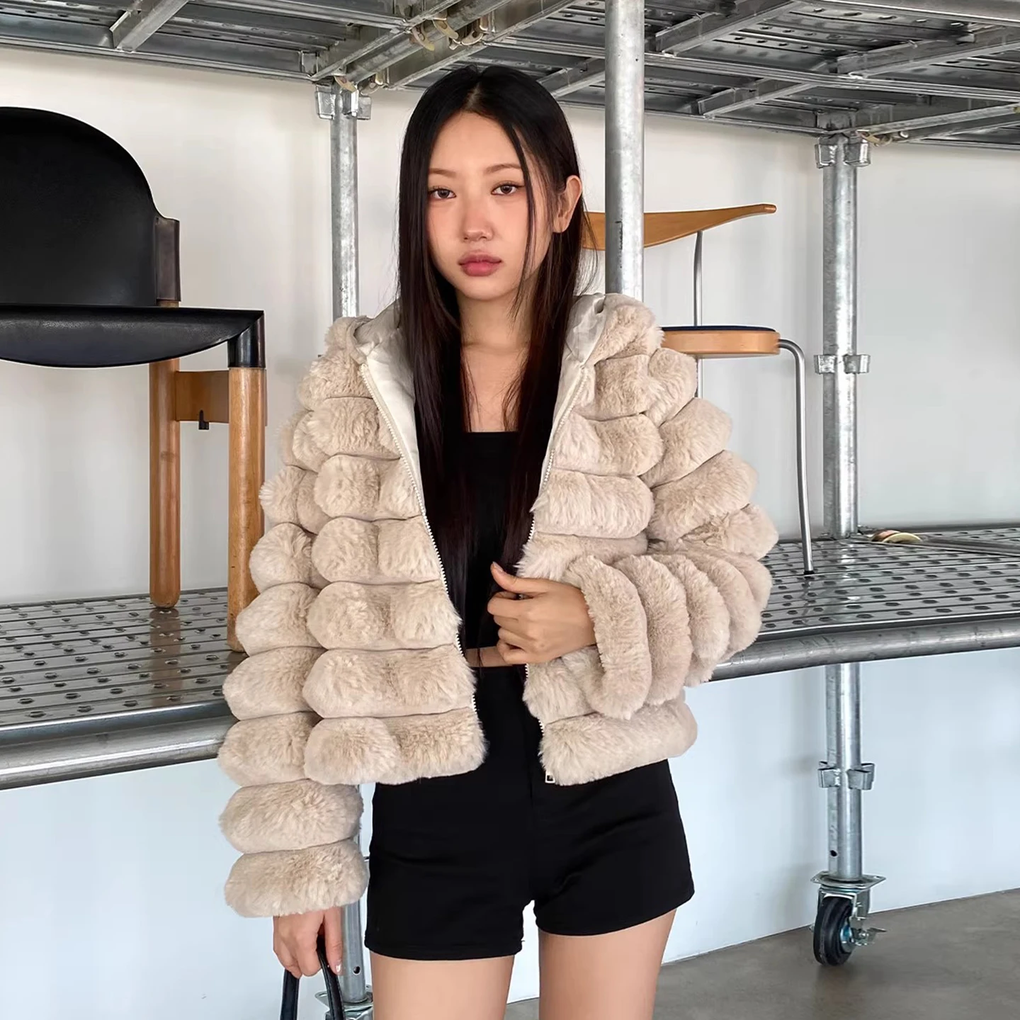 

Clothland Women Elegant Thick Hooded Fur Coat Long Sleeve Zipper Female Casual Fashion Jacket Mujer CB256