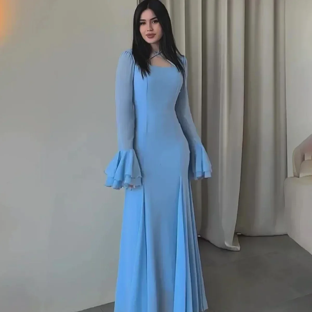 

Europe and America 2025 Autumn Cross border Gentle Wind and Snow Spinning Gentle Lotus Leaf Edge Floating Strap Slimming Dress