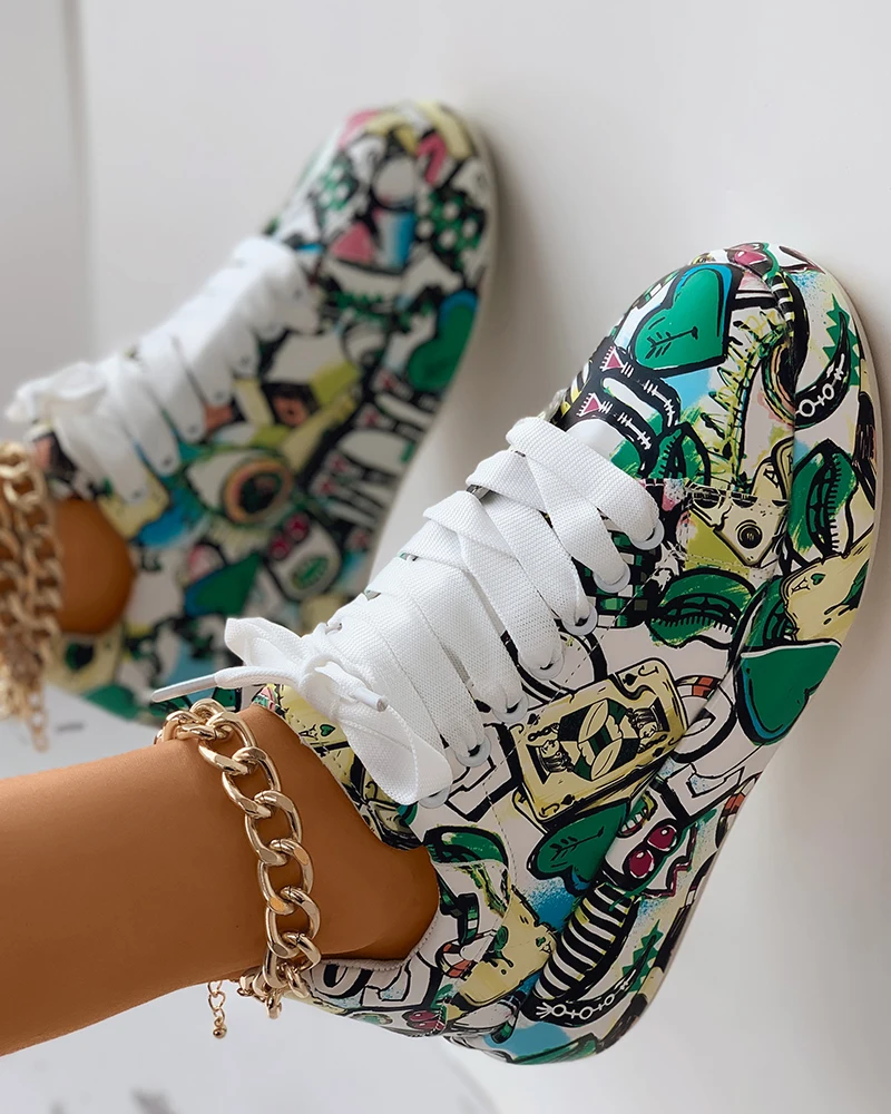 Colorful printed round toe board shoes