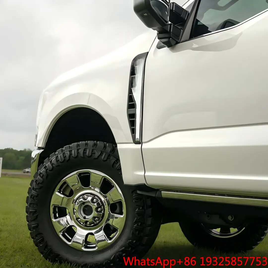 Heavy Duty Pickup Truck Bright Polished Chrome Rim Deep Tread Off-Road OEM Style 8 Holes Chrome Wheel for F250 F350