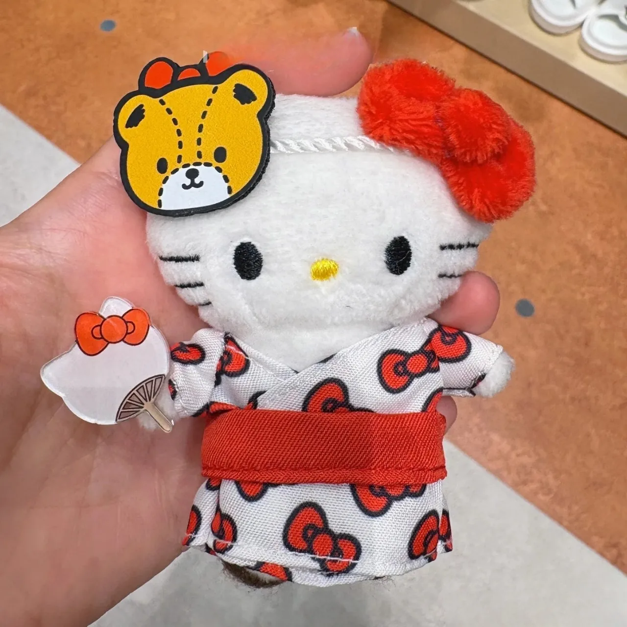 

New Sanrios Hello Kittys Cute Kimono Plush Keychain Pendant Kitty Versatile Bag Hanging Ornament Pendant Plush Keychain Pendant