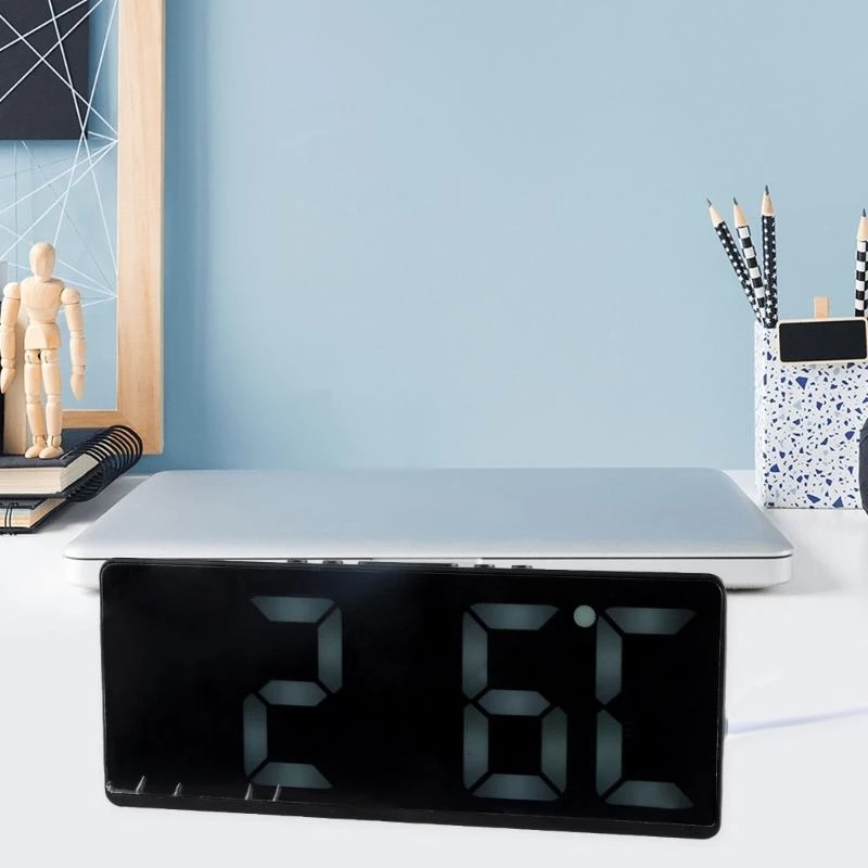 Reloj alarma electrónica LED digital LED Temperatura pantalla Fecha repetición 83CE