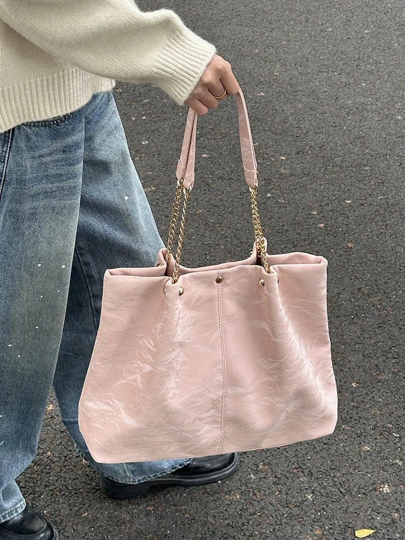 Large capacity Tote Bag for Women Light Luxury Traveling Commuting Handbag Trend Buckle Pink Chain One Shoulder Bags